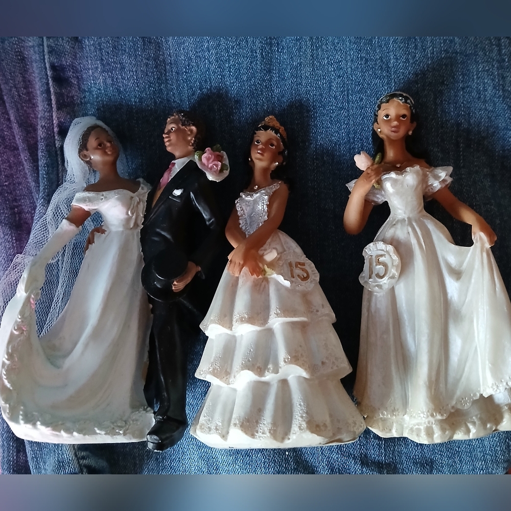 Figurine👰🤵Wedding Set👰🤵🤍🤍💐🤍💐